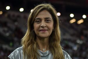 Leila Pereira 'chega' ao Corinthians para assinar acordo bilionário