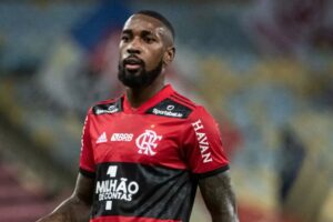 Gerson, do Flamengo, corre o risco de ser suspenso e precisa pagar R$ 1,5 milhão a empresário