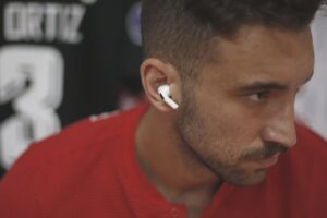 Léo Ortiz é contratado pelo Flamengo, mas não chega de imediato; veja detalhes