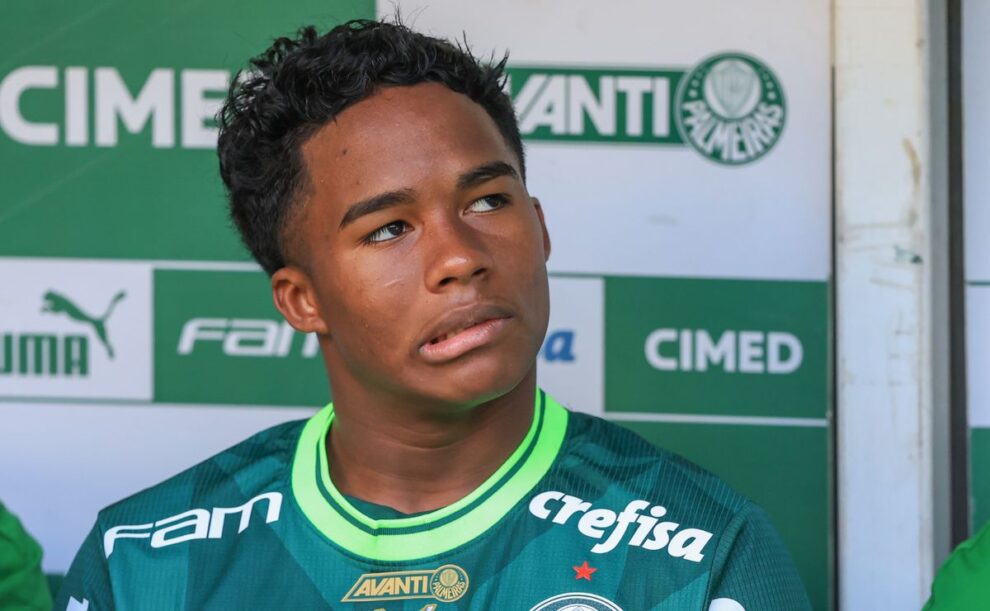 Torcida do Palmeiras reclama sobre pouco aproveitamento de Endrick: "Maior erro do Abel"
