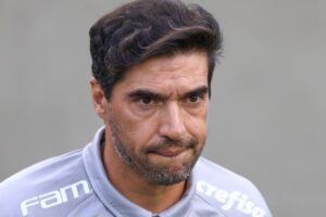 Abel não coloca Palmeiras como favorito e aponta rivais preocupantes no Brasileirão: “Posso garantir”