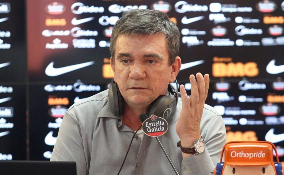 André Sanchez é recebido no Corinthians para conselhos sobre acordo com a Globo; entenda
