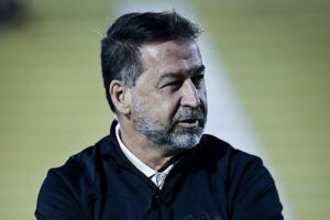 Corinthians aprova permuta de colchões feita por Augusto Melo