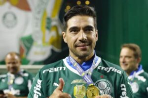 Palmeiras avança pela contratação do zagueiro Luan Peres