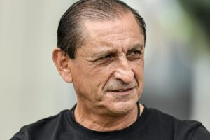 Ramón Díaz cogita trocar Vasco pelo River Plate se tiver jogadores pedidos no Clube Argentino
