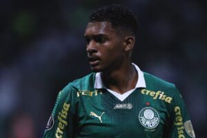 bel Ferreira explica substituição de Luís Guilherme ao expor erro do Palmeiras: “Isso nos tira confiança”