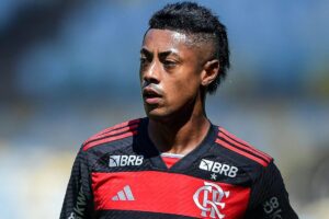 Bruno Henrique aumenta problemas no DM e desfalca Flamengo na sequência da temporada; entenda