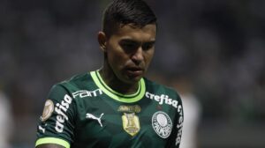 Dudu não pensa em saída até 2026 e projeta até aposentadoria no Palmeiras