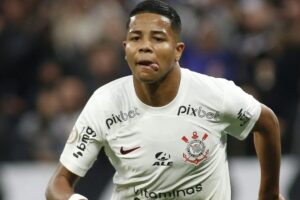 Fulham quer fechar negócio com Corinthians pela venda de Wesley 