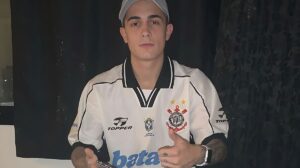 MC Hariel publica desabafo após saída de Cássio no Corinthians