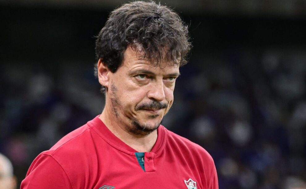 Diniz aposta fichas e muda o time contra o Flamengo