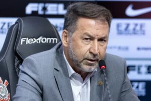Ex-diretor financeiro do Corinthians revela detalhes de relação com Augusto Melo: "Me arrependo"