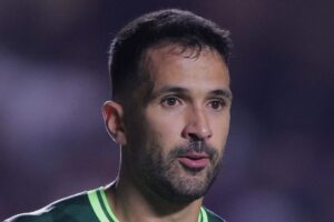 Palmeiras avança por venda de Luan e Vasco vai lucrar alto