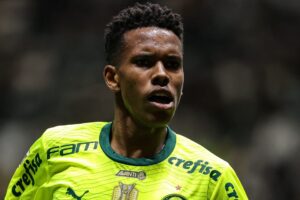 Vendido pelo Palmeiras, Chelsea define data de apresentação de Estêvão
