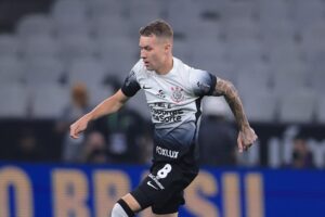 Charles estreia pelo Corinthians e números contra o Grêmio decepcionam