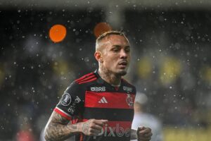 Flamengo define substituto de Cebolinha