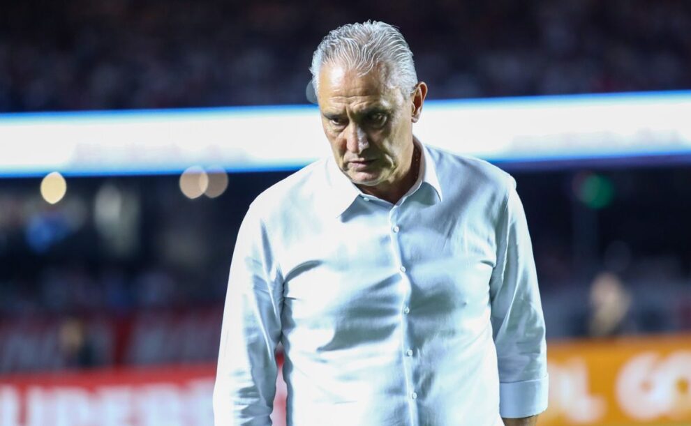 Tite alerta jogadores do Flamengo após gol sofrido contra o São Paulo