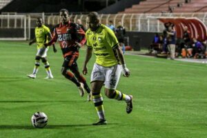 Rodolfo pede foco no São Bernardo antes de jogo com Ypiranga