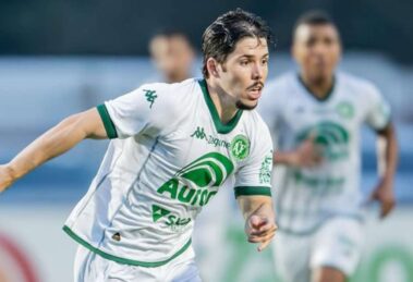 Eduardo Person mira acesso com a Chapecoense na Série B 2025