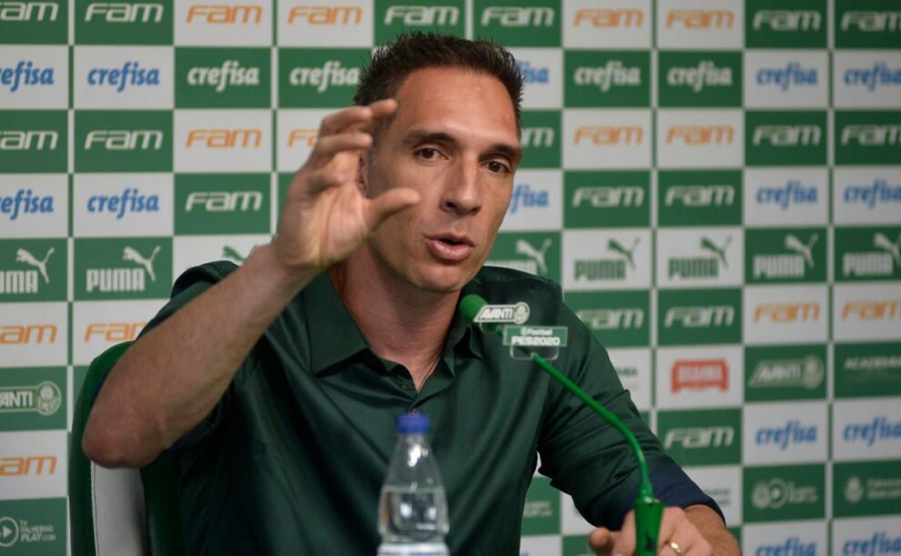 Fernando Prass é 'indicado' para ocupar cargo na diretoria do Palmeiras e divide opiniões
