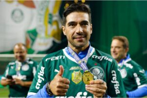 Abel Ferreira comenta favoritismo do Palmeiras no Campeonato Paulista: "Preparados"