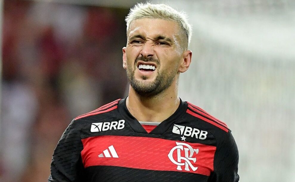 Arrascaeta aborda possível saída do Flamengo e revela brincadeira de Braz nos bastidores