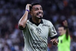 Corinthians encaminha empréstimo de Matheus Bidu ao Santos até o fim de 2024