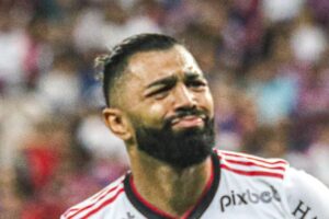 Flamengo aguarda julgamento de Gabigol no TJD para definir futuro do atacante