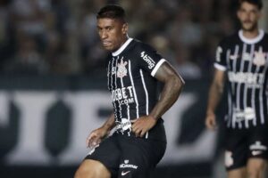 Paulinho revela redução salarial e dá pistas sobre renovação com o Corinthians