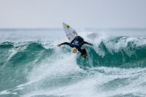 Tati Weston-Webb é eliminada e Brasil fica sem representante na etapa de Bells Beach de surfe