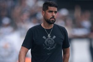 António Oliveira deve promover mudanças no Corinthians para o duelo na Sul-Americana; veja provável time