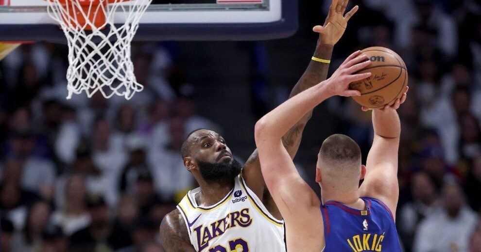 Na estreia dos playoffs, Nuggets ampliam freguesia dos Lakers e vencem a nona seguida