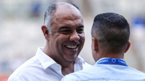 André Luiz, do Flamengo, é vendido ao Estrela da Amadora-POR