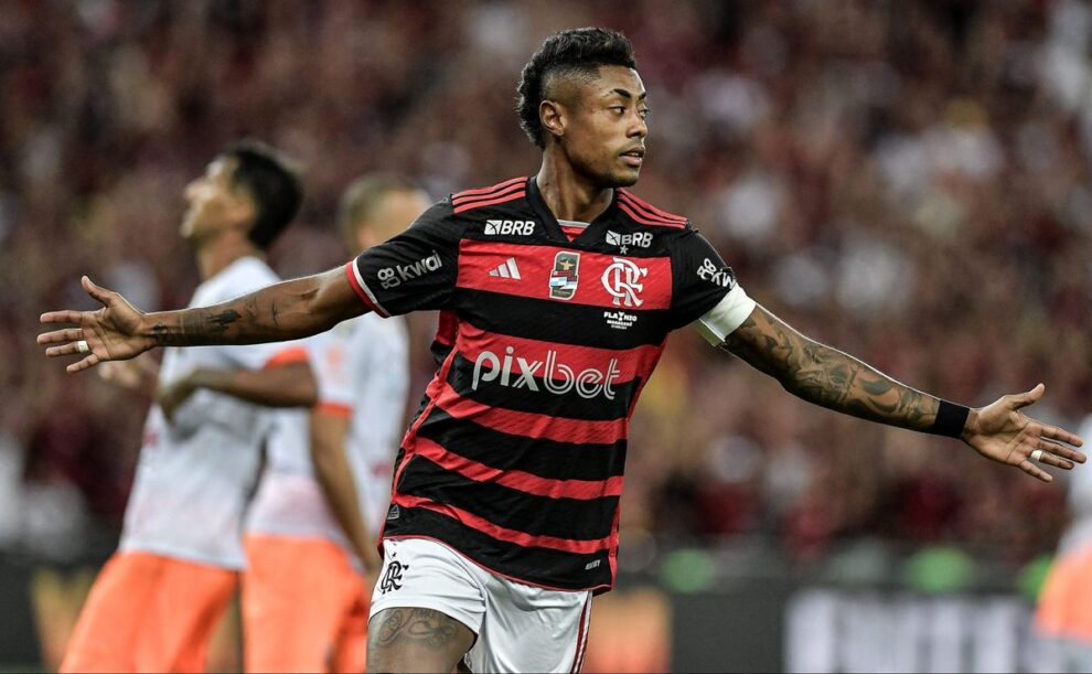 Flamengo relaciona Bruno Henrique para jogo da Libertadores