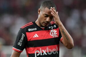 Lesão de De la Cruz não preocupa no Flamengo e jogador deve ficar a disposição antes de confronto da Libertadores
