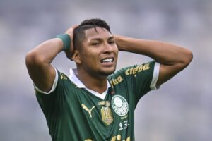 Saída de Rony é aprovada e torcida do Palmeiras: “Autoexplicativo”