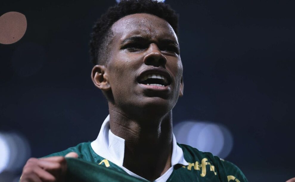 Venda de Estevão dá segurança para Palmeiras ficar com outros jogadores; entenda