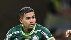 André Cury busca fechar venda de Dudu no Palmeiras