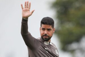 António Oliveira será demitido em caso de derrota do Corinthians