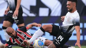 Corinthians e São Paulo ficam no 2x2 e permanecem estagnados no Brasileirão Série A