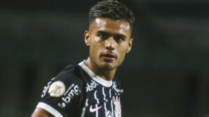 Corinthians fica perto de vender Fausto Vera ao Galo