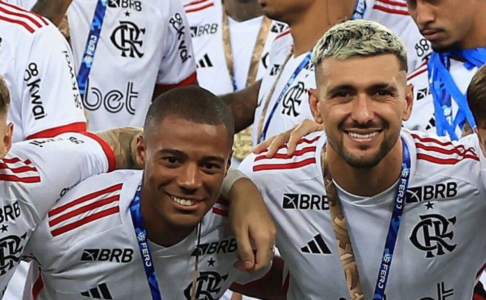 De La Cruz ou Arrascaeta, Flamengo define que o camisa 14 será o novo 10