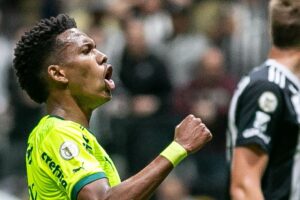 Estevão marca golaço e Palmeiras goleia Atlético-MG em Belo Horizonte