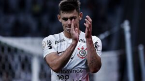 Moscardo deve fazer sua última partida pelo Corinthians diante do Cuiabá