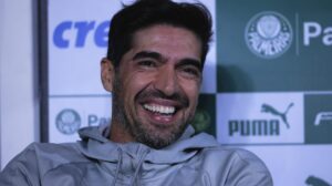 Palmeiras de Abel Ferreira pode repetir a escalação para enfrentar o Juventude