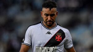 Payet tem lesão detectada e segue desfalque do Vasco