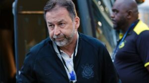 Presidente garante negociação milionária no Corinthians