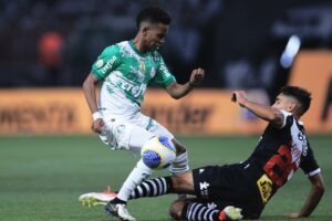 Sforza falha contra o Palmeiras e contratação no Vasco é questionada 