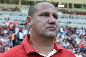 Spindel é informado e treinador campeão da Libertadores sub-20 deixa o Mengão