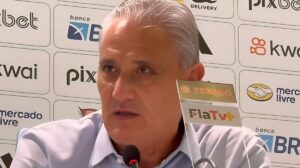 Tite detona profissional na coletiva ao vivo